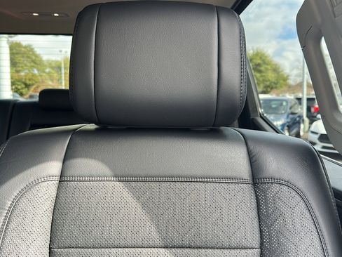 Used 2023 Toyota Tundra Limited image 29