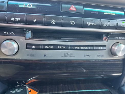 Used 2013 Lexus LS 460 image 33