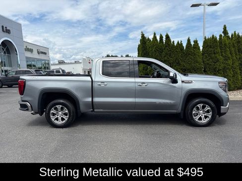 Used 2025 GMC Sierra 1500 SLT AWD/4WD image 2