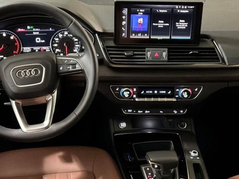 Used 2023 Audi Q5 2.0T Premium w/ Convenience Package AWD/4WD image 14