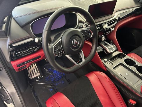 Used 2025 Acura MDX A-Spec image 18