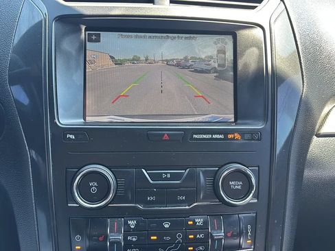 Used 2019 Ford Explorer XLT w/ Equipment Group 202A FWD image 33