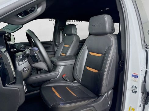 Used 2024 GMC Sierra 1500 AT4 w/ Technology Package image 21