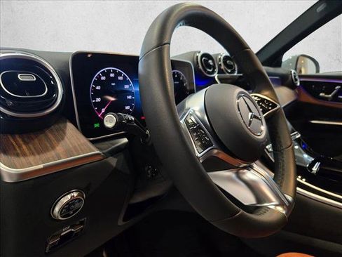 Certified 2026 Mercedes-Benz GLC 300 image 10