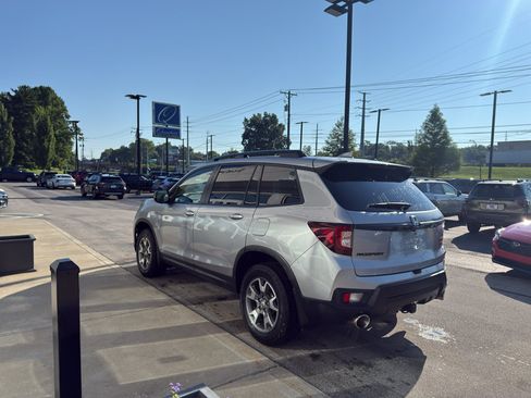 Used 2022 Honda Passport TrailSport image 5