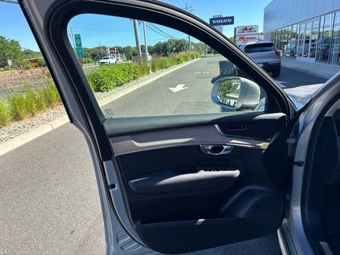 Certified 2025 Volvo XC90 B6 Plus AWD/4WD image 19