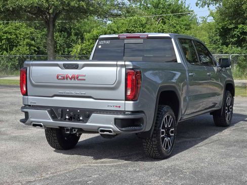 Certified 2024 GMC Sierra 1500 AT4 w/ AT4 Preferred Package AWD/4WD image 7