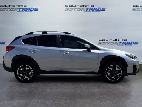 Used 2019 Subaru Crosstrek 2.0i Premium w/ Eyesight System image 4