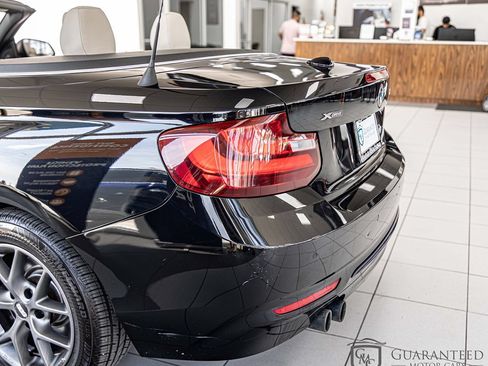 Used 2017 BMW 230i xDrive Convertible AWD/4WD image 12
