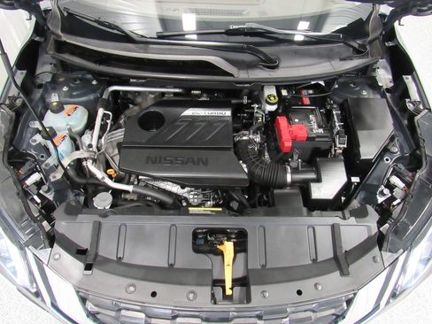 Used 2023 Nissan Rogue S AWD/4WD image 21