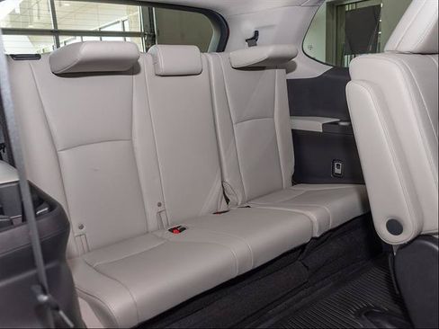 Used 2024 Toyota Grand Highlander AWD image 26