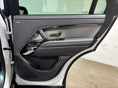 New 2025 Land Rover Range Rover Sport Dynamic SE image 40