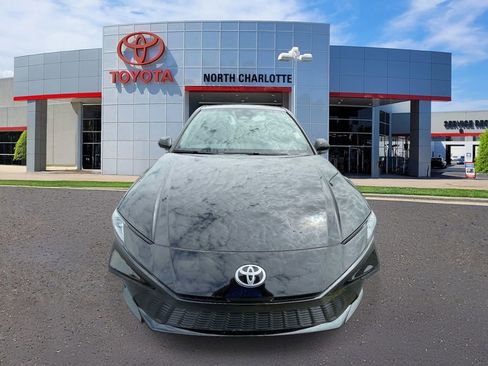 Used 2026 Toyota Camry SE w/ Convenience Package image 5
