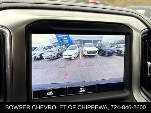 Used 2022 Chevrolet Silverado 1500 LT Trail Boss w/ LT Trail Boss Premium Package image 19