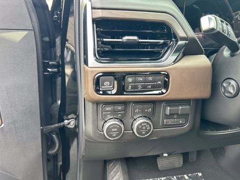 New 2026 GMC Yukon XL Denali Ultimate AWD/4WD image 25