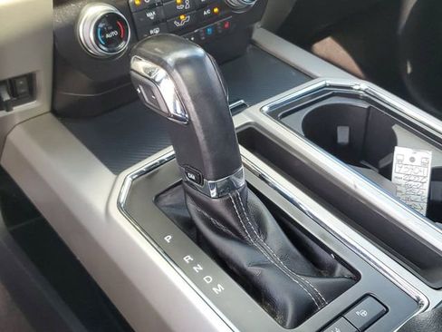 Used 2020 Ford F150 Lariat w/ Equipment Group 502A Luxury AWD/4WD image 20