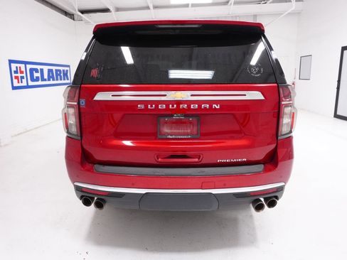 Used 2021 Chevrolet Suburban Premier w/ Premium Package image 6