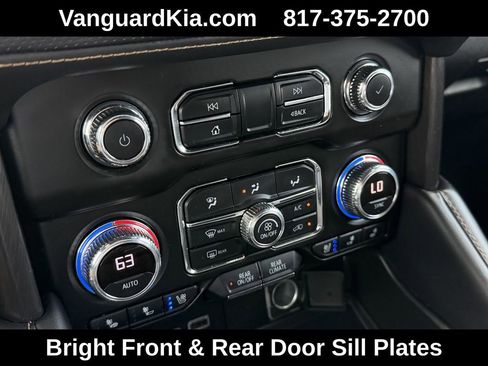 Used 2022 GMC Yukon AT4 AWD/4WD image 23