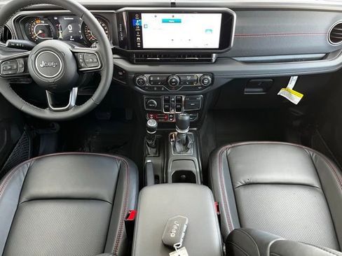 New 2025 Jeep Wrangler Rubicon w/ Convenience Group image 24