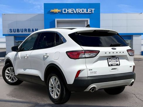 Used 2021 Ford Escape SE FWD image 3