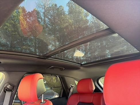 Used 2025 Genesis GV70 2.5T Sport Prestige w/ Sport Prestige Package image 7