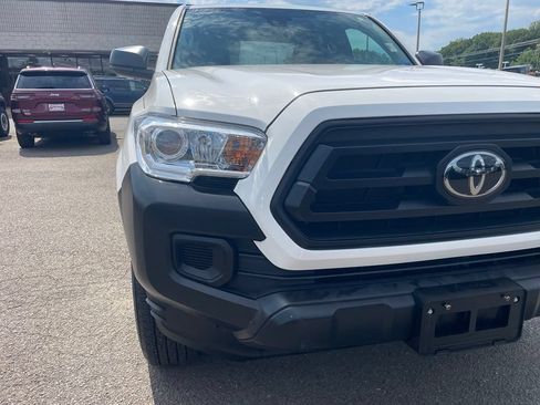 Used 2022 Toyota Tacoma SR RWD image 16