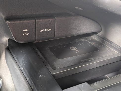 Used 2019 Toyota Camry XSE image 19