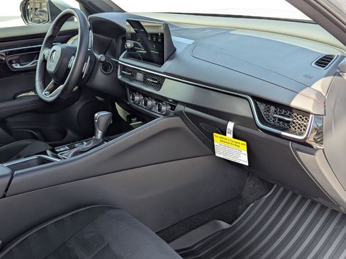 Certified 2025 Acura ADX A-Spec image 29