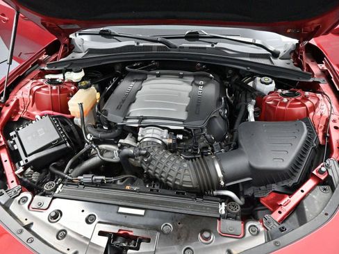 Used 2019 Chevrolet Camaro SS image 27
