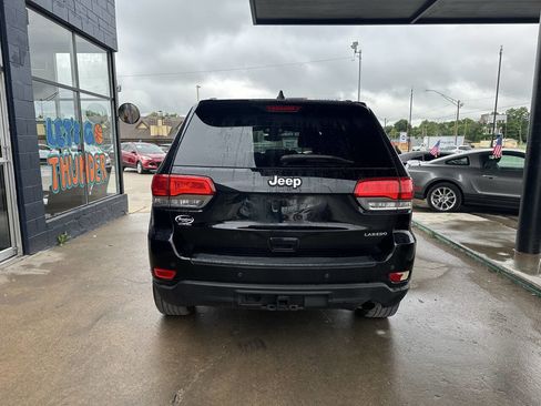 Used 2017 Jeep Grand Cherokee Laredo w/ Quick Order Package 2BE RWD image 7