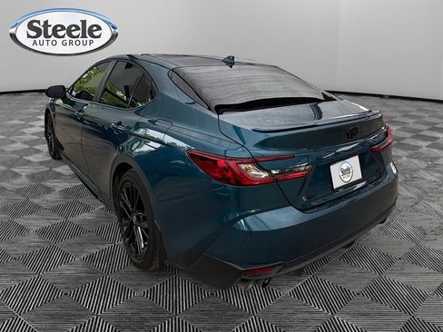 Used 2026 Toyota Camry SE w/ Convenience Package FWD image 3