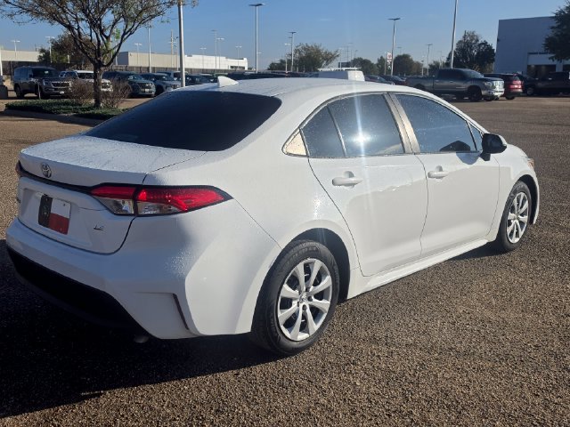 Used 2023 Toyota Corolla LE FWD image 6