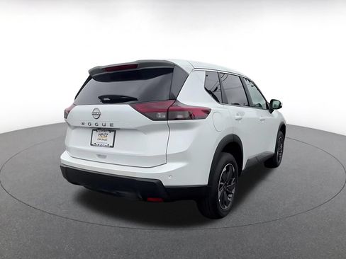 Used 2025 Nissan Rogue SV FWD image 15