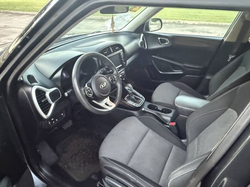 Used 2020 Kia Soul S FWD image 8