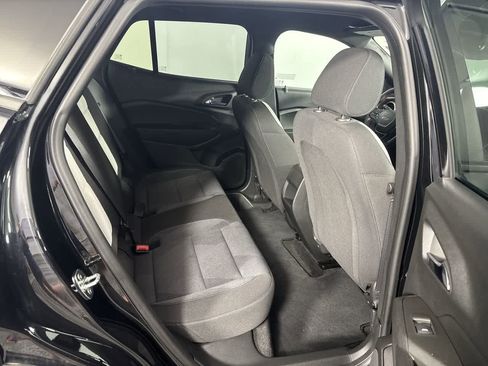 Used 2024 Chevrolet Trax RS w/ Driver Confidence Package FWD image 22
