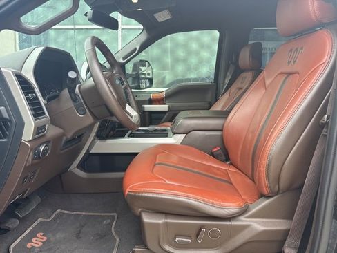Used 2022 Ford F350 King Ranch image 9