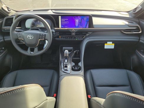 New 2026 Toyota Crown Platinum image 15