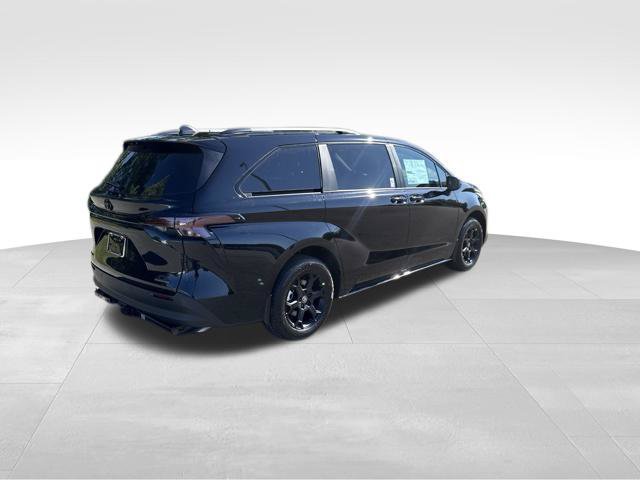 New 2026 Toyota Sienna XLE Woodland Edition AWD/4WD image 6