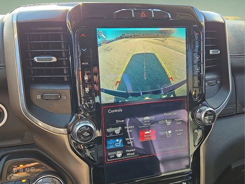 Used 2021 RAM 1500 Laramie image 28