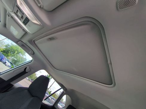 Used 2025 Toyota RAV4 XLE w/ Convenience Package FWD image 19