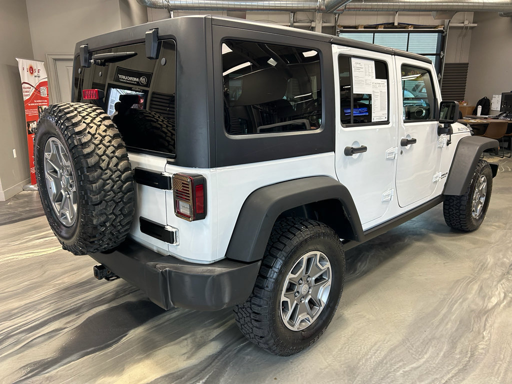 Used 2017 Jeep Wrangler Unlimited Rubicon w/ Connectivity Group AWD/4WD image 25
