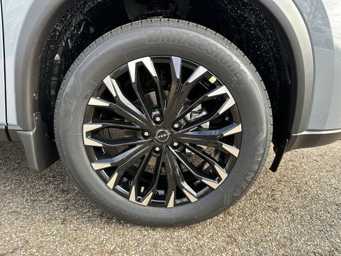 New 2026 Nissan Rogue SV image 12