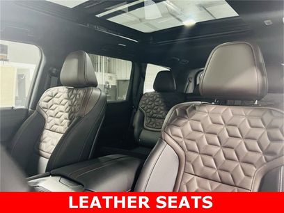 New 2025 Nissan Armada Platinum w/ Convenience Package