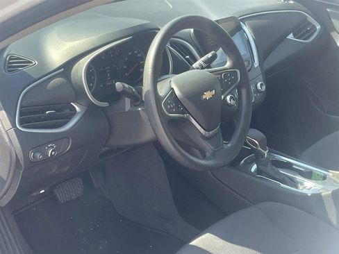 Used 2024 Chevrolet Malibu LT image 15