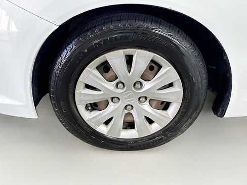 Used 2012 Honda Civic LX image 36