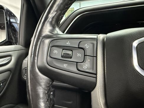 Used 2023 GMC Yukon Denali image 18