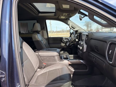 Used 2022 GMC Sierra 2500 SLT w/ SLT Convenience Package image 57
