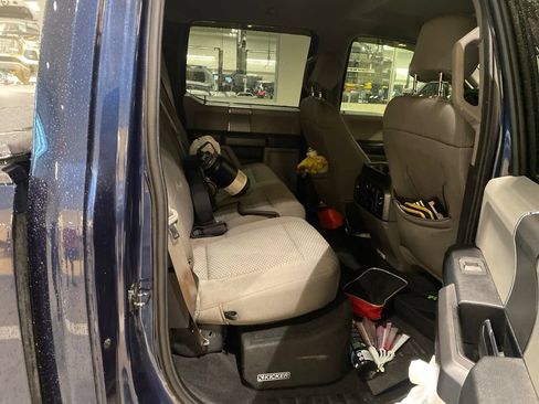 Used 2019 Ford F350 XLT w/ XLT Premium Package AWD/4WD image 12
