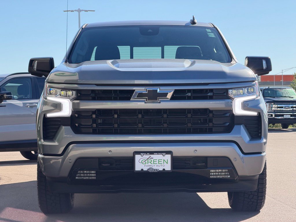 Used 2024 Chevrolet Silverado 1500 RST AWD/4WD image 6