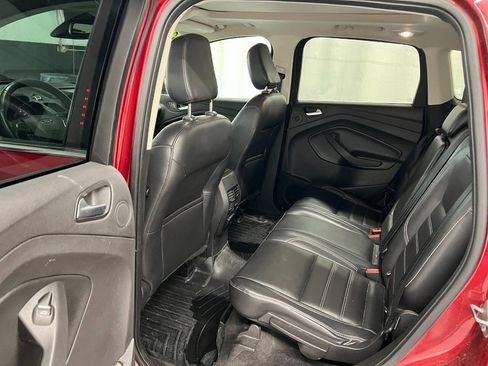 Used 2018 Ford Escape Titanium w/ Ford Safe & Smart Package AWD/4WD image 9